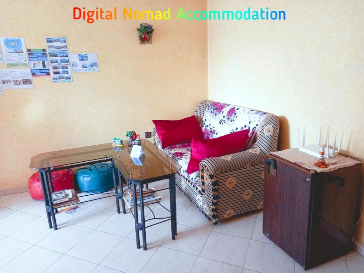 Aertisticspace In The Center 4 Bunk Dormroom Tanger Extérieur photo